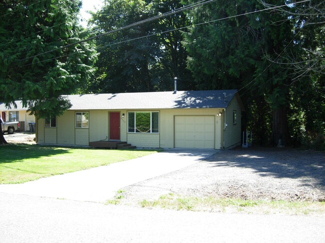 Front of house - 2133 NW Mulholland Blvd