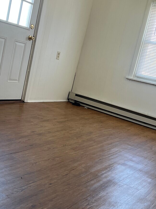 Sala de estar - 401 N Baltimore Ave
