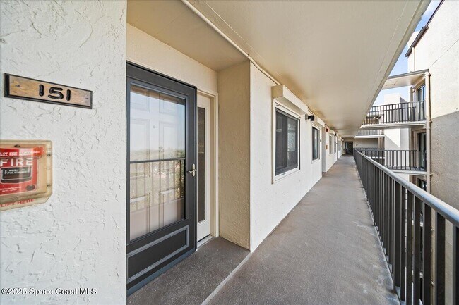 Foto del edificio - 3220 River Villa Way