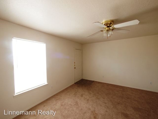 Building Photo - 5902 Greengate Dr