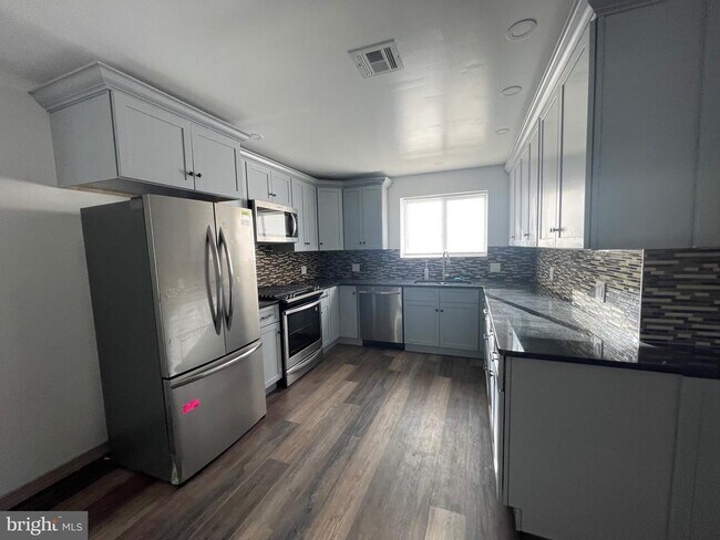 Foto del edificio - 20 Pennsylvania Ave