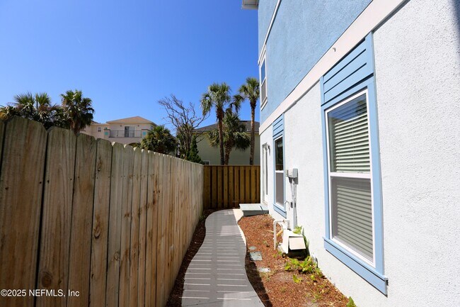 Foto del edificio - 630 2nd St S