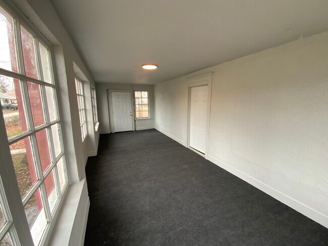 Foto del edificio - 223 Kentucky Ave