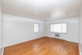 Building Photo - The Maples