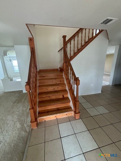 Foto del edificio - 5901 Drystone Ln