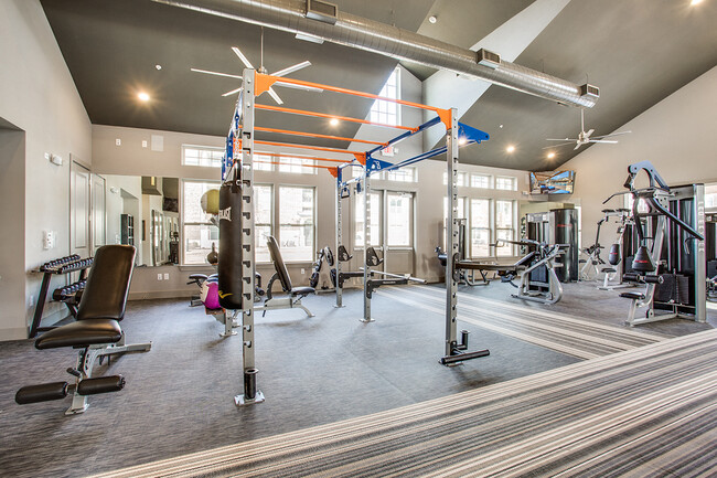 Fitness Center with CrossFit Cage - Bexley at WestRidge