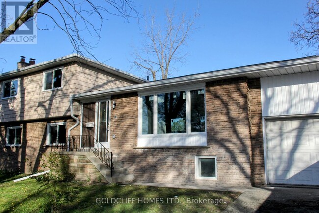 Building Photo - 3559 Burningelm Crescent