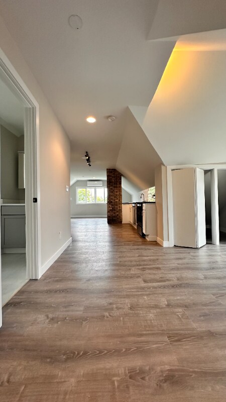 Foto del edificio - 979 Marshall Ave