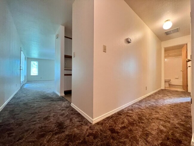 Foto del edificio - 4408 W Denton St