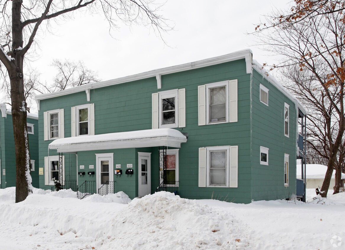 Foto principal - 1416-1422 California St NE