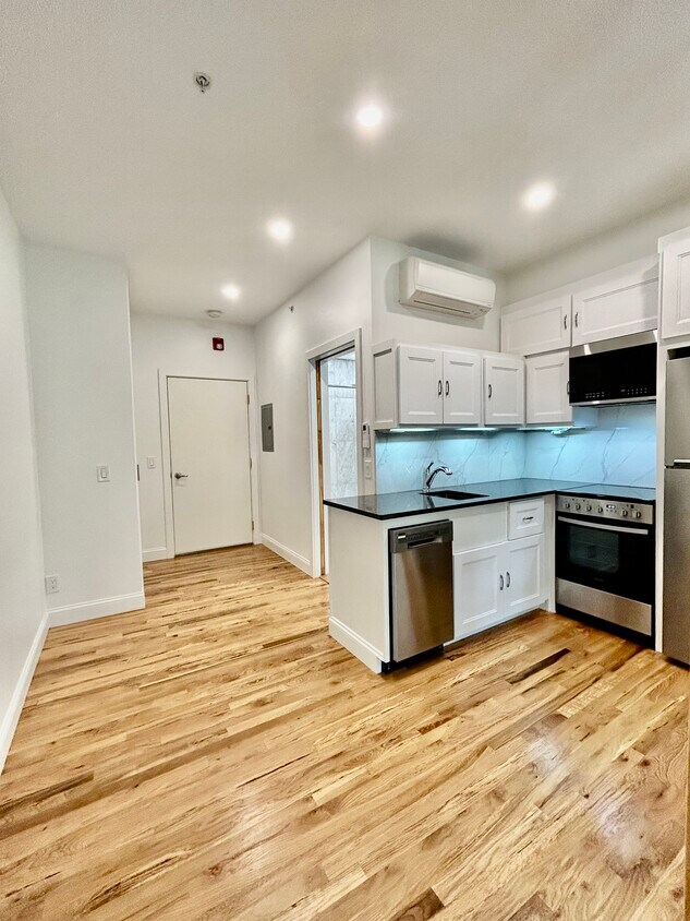 Foto principal - 2 Hollyhock Rd