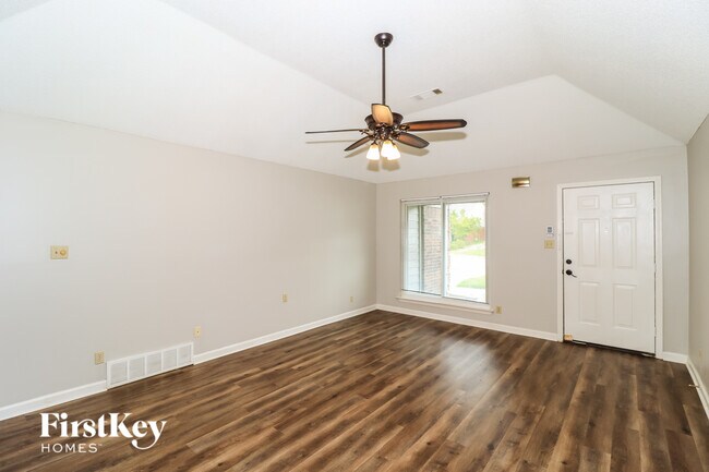 Foto del edificio - 982 Dusty Cove