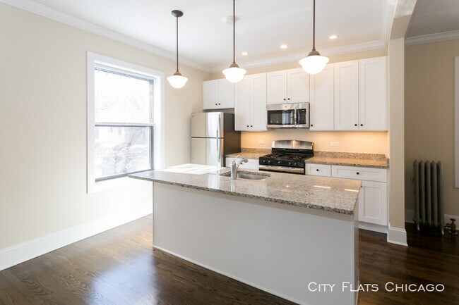 Foto del edificio - 1360 E 52nd St