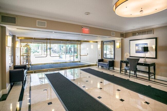 Foto del edificio - 4601 N Park Ave