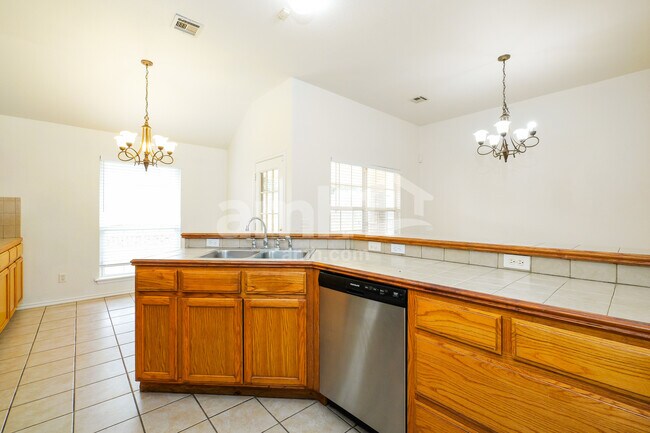 Building Photo - 8200 NW 83rd Pl