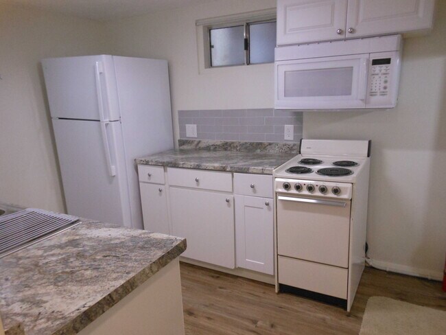 Foto del edificio - 3943-2075 2075 W St