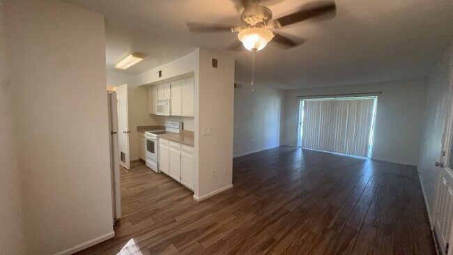 Foto del edificio - 131 N Higley Rd