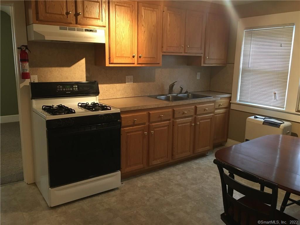 Foto del edificio - 78 Rockwell Ave