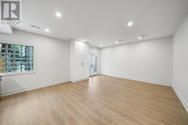 Photo du bâtiment - 131 Dovercourt Rd