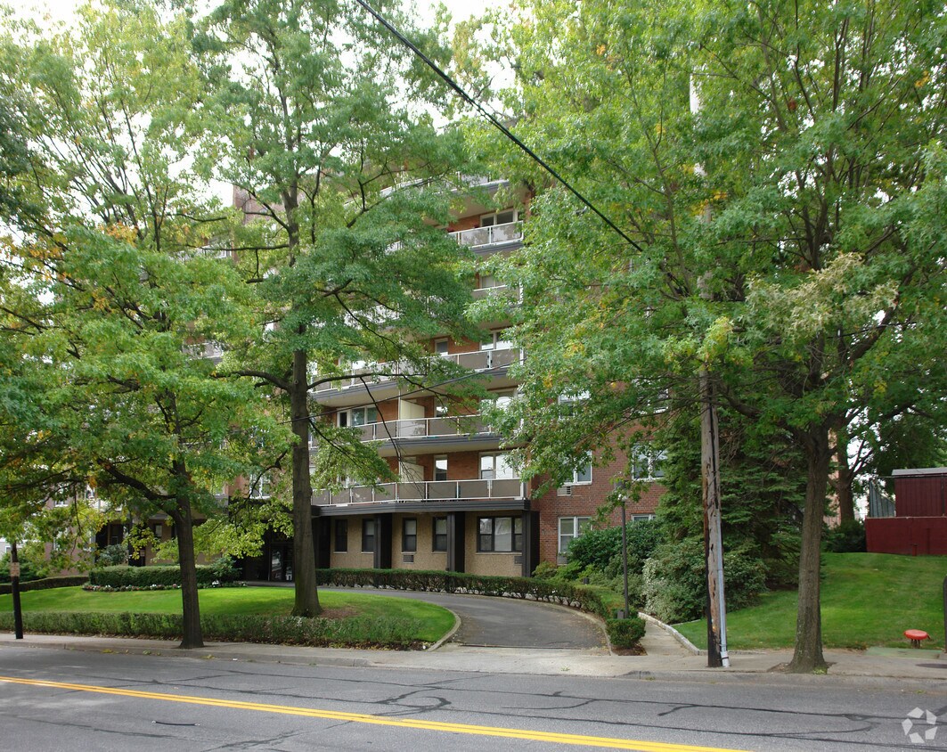 Summit Apartments Port Chester, NY