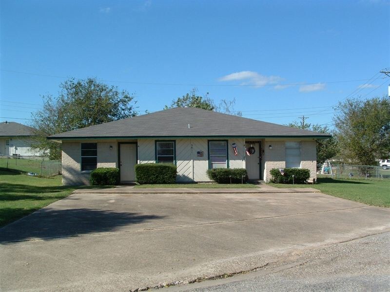 Primary Photo - 2 br, 2 bath Duplex - 3612 Western St 3612...