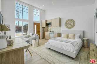 Building Photo - 11957 Juniette St