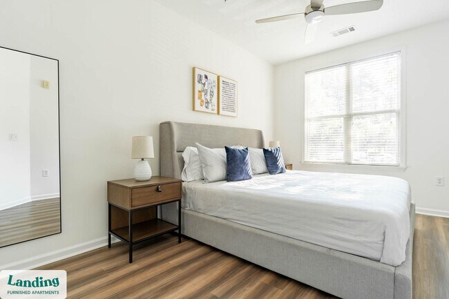 Foto del edificio - 1017 Umstead Hollow Pl