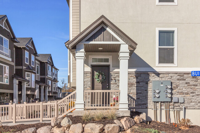 Building Photo - 1414 S 800 W