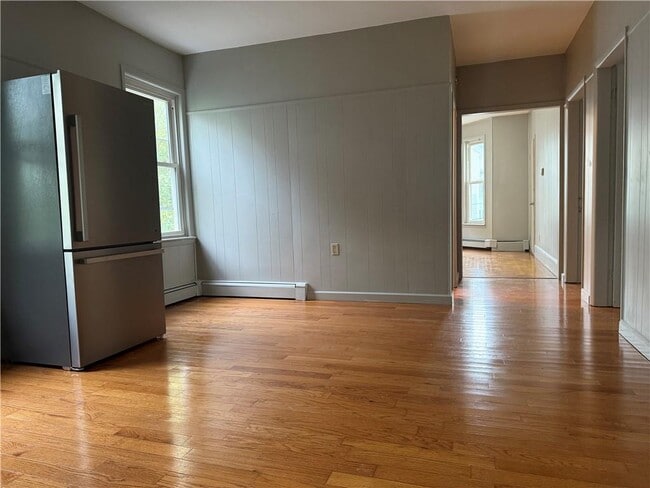 Foto del edificio - 50 E Transit St