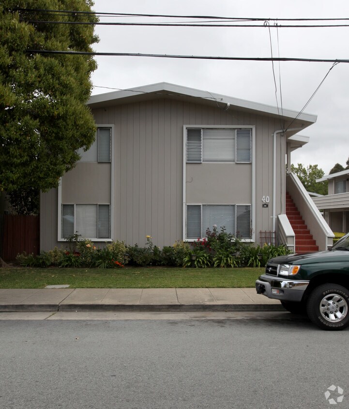 Building Photo - 40 E 40th Ave