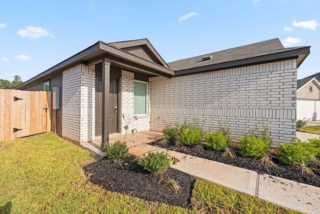 Building Photo - Winwood Home
