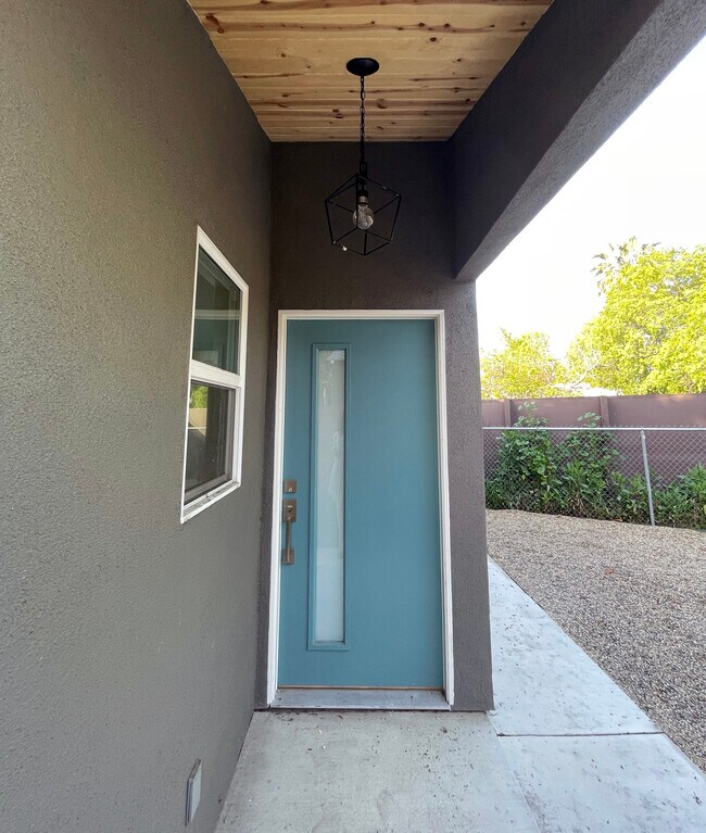 Foto del edificio - 232 W Elmwood Ave
