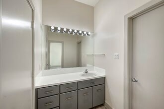 Building Photo - 5304 Braeburn Dr