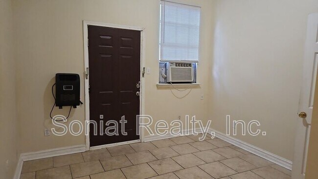 Photo - 2705 Marais St Apartment