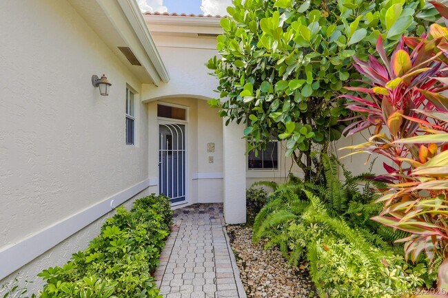 Foto del edificio - 8193 Sandpiper Way