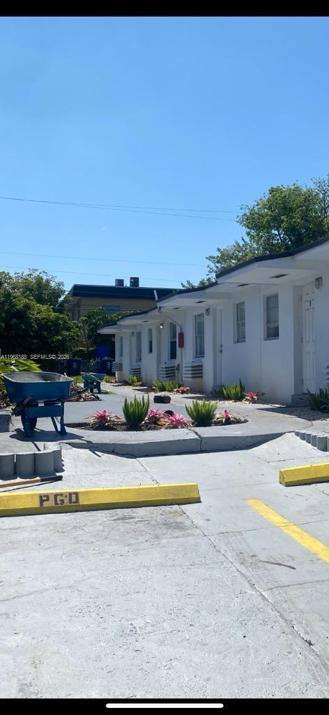 Building Photo - 16120 NE 19th Pl