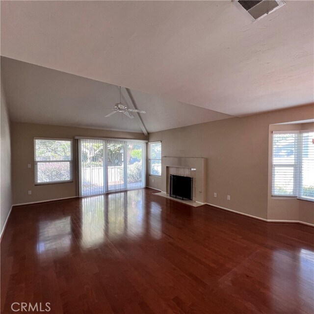 Building Photo - 24651 Sunrise Ct