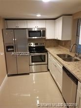 Foto principal - 4241 NW 19th St
