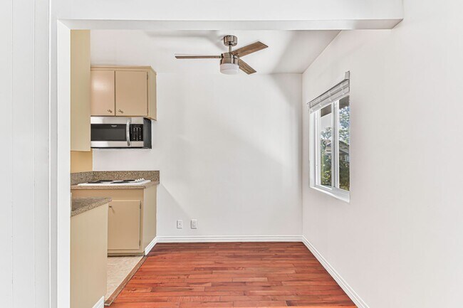 Foto del edificio - 3525 2nd St