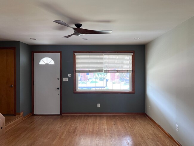 Building Photo - Charming 3Bed/1.5Bath in North Harford Road