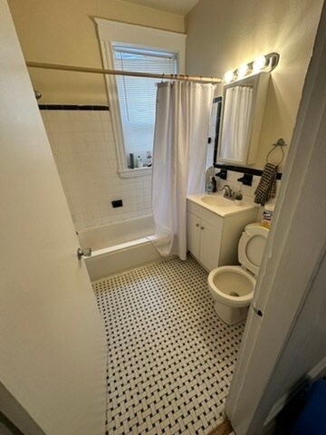 Foto del edificio - 185 Winthrop Rd