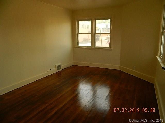 Foto del edificio - 292 River St
