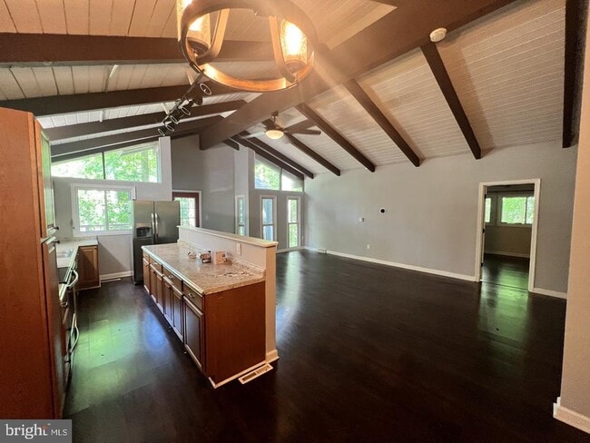 Building Photo - 12687 Cheyenne Trail