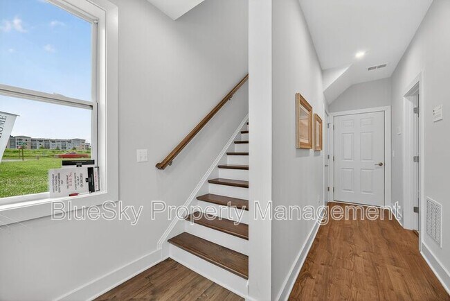 Foto del edificio - 1225 Old Trail Dr