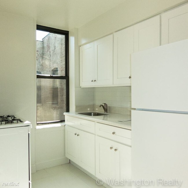 Foto del edificio - 170 Parkside Ave