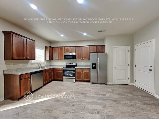 Foto del edificio - 436 Grenier Terrace NE