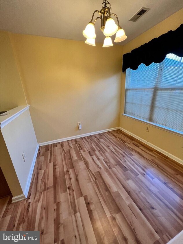 Foto principal - 3303 Sterling Rd