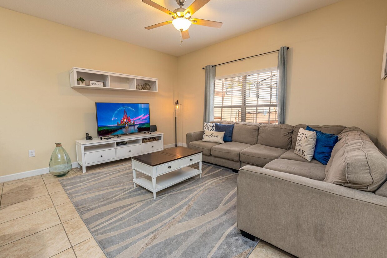Foto principal - 8919 Candy Palm Rd