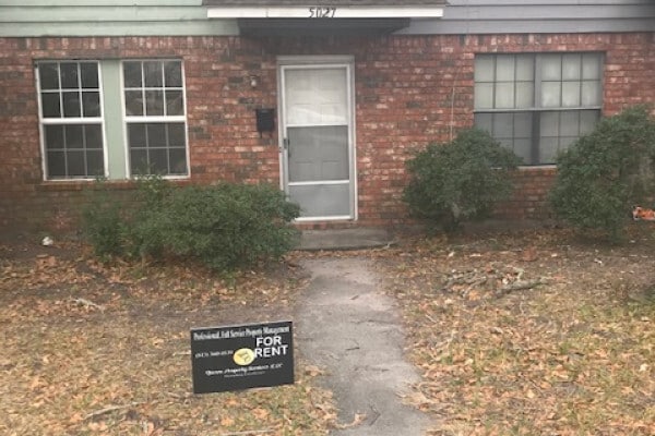Primary Photo - Chateau Avenue