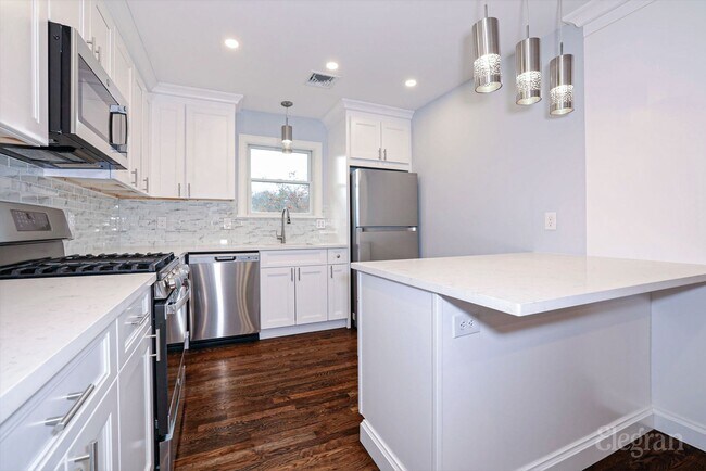 Foto del edificio - 80 E Sunnyside Ln